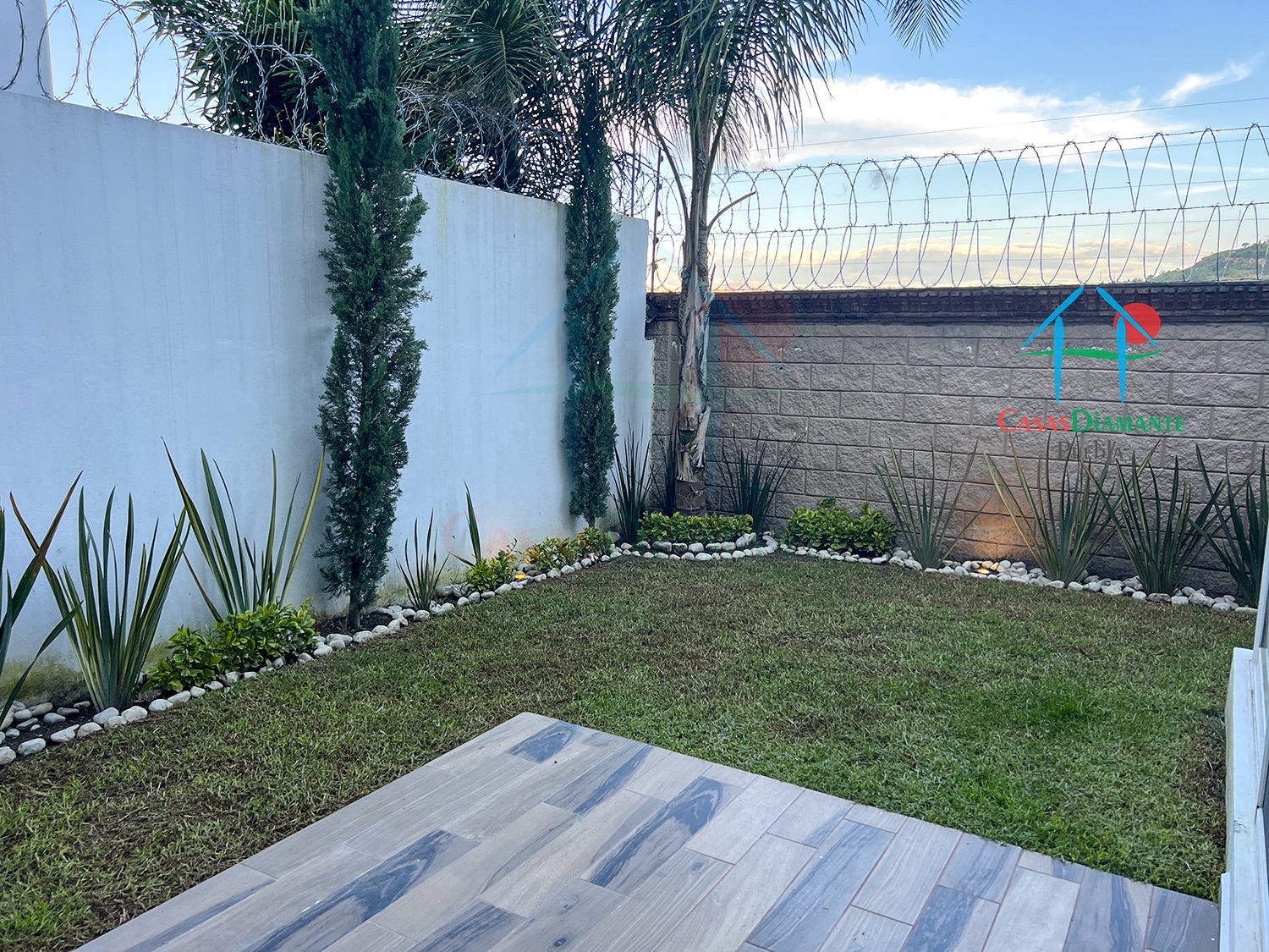 Parque Aguascalientes Casa Laurel - Jardín 1